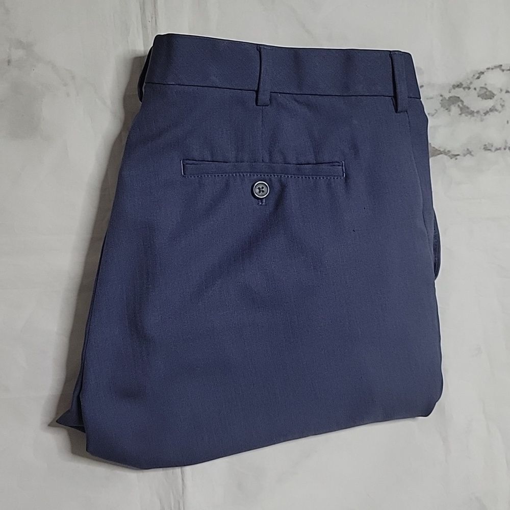 Van Heusen Traveler Navy Slim Dress Pants